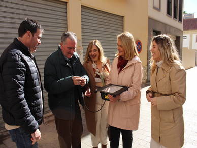 El cambio de luminarias en Motril roza el 80 por ciento y la previsión de que en verano esté en su totalidad acabado