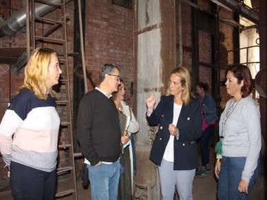 Los trabajos de limpieza de la Sala de calderas de la Fábrica del Pilar descubren utensilios y herramientas de nuestro legado fabril